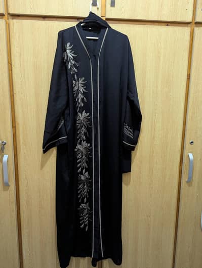 2 Dubai abaya deal