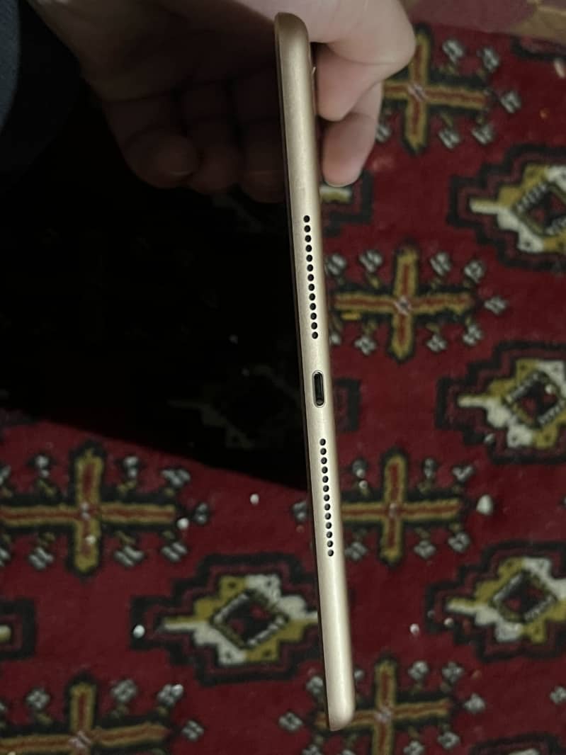 Ipad 8th generation sim varient 4
