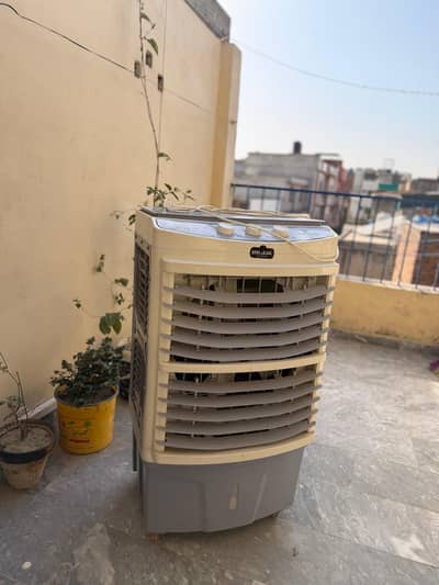 just like new only 2 months used