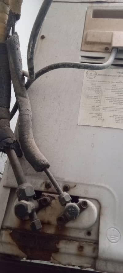 Haier Ac 1 ton is in used condition