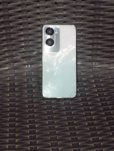 VIVO Y 18