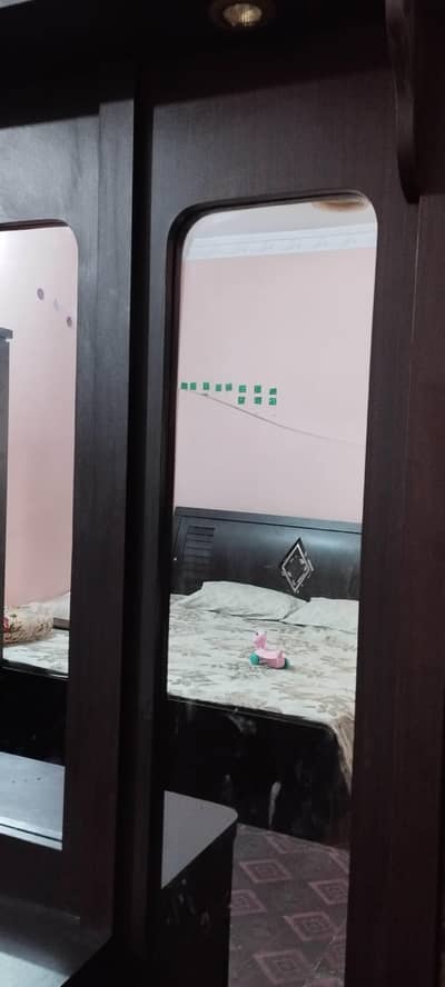 dressing table