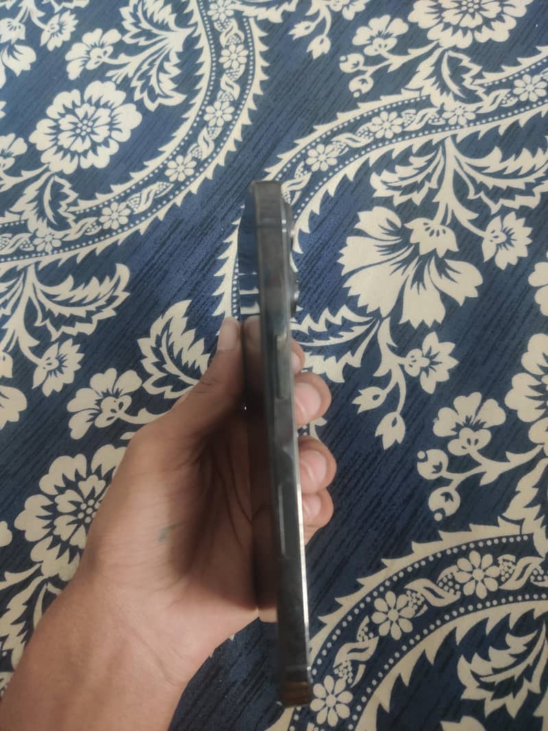 iphone 13 pro 3