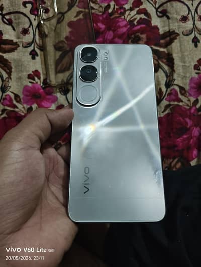vivo y200 8+8 256