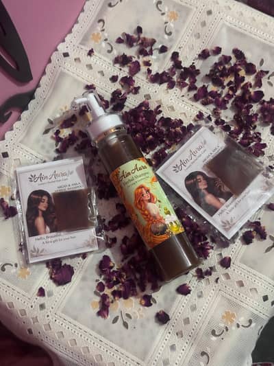 AinAura herbal shampoo