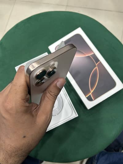 16 pro max 256 gb