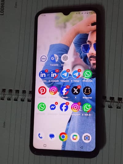 Vivo y33s with Box