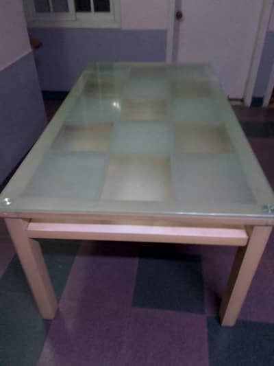 Dinning table with chairs
