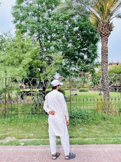 Husnain mhR