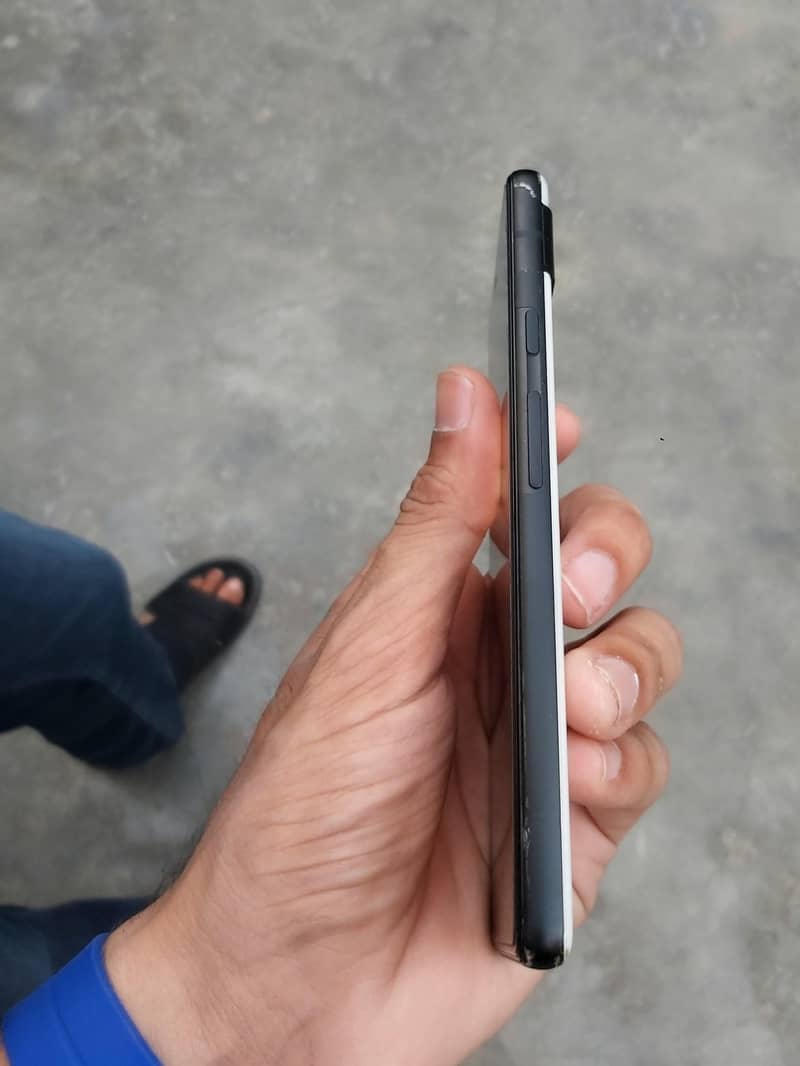 Google pixel 6A 2
