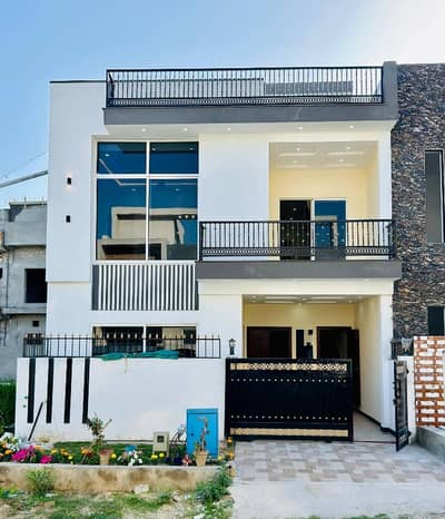 Luxury 5 Marla Double Storey House for Sale | New City Phase 2 Wah | Near Motorway
