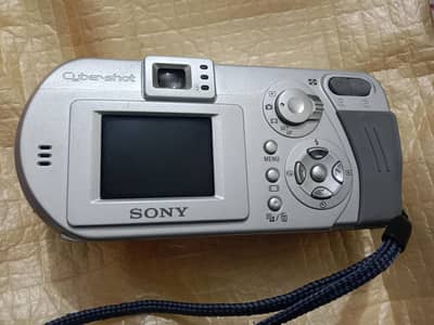 sony 3.4 cyber shot camera