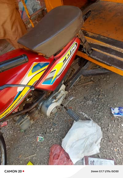 03166594680I am seling my rickshaw  03166594680