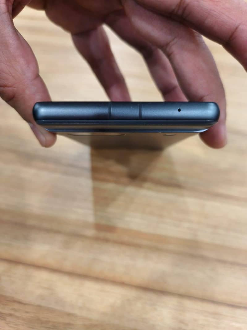 Google Pixel 7A 3
