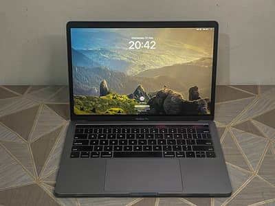 MacBook Pro 2019 13” Core i7 16GB RAM 500GB SSD | Excellent Condition