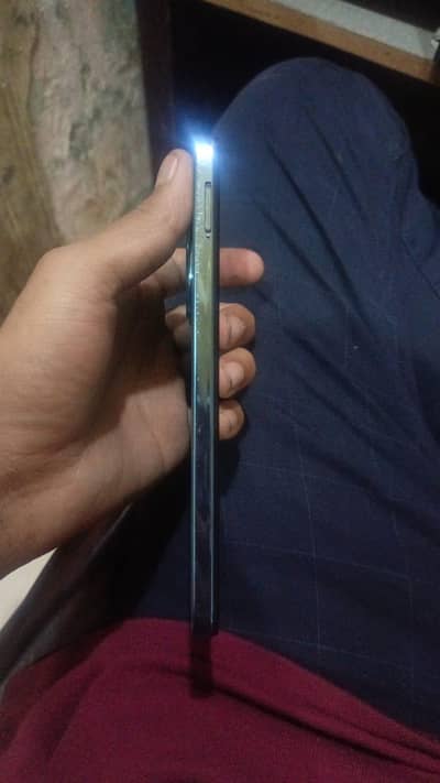 Tecno spark 20