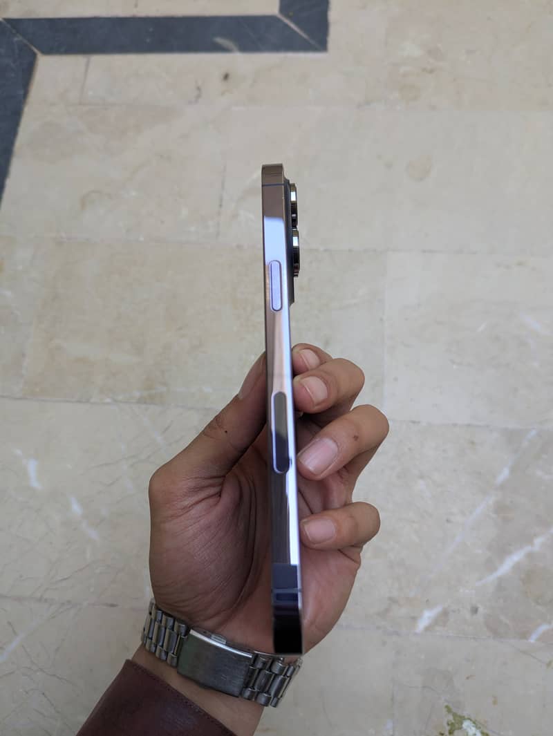 Iphone 14 pro max 3
