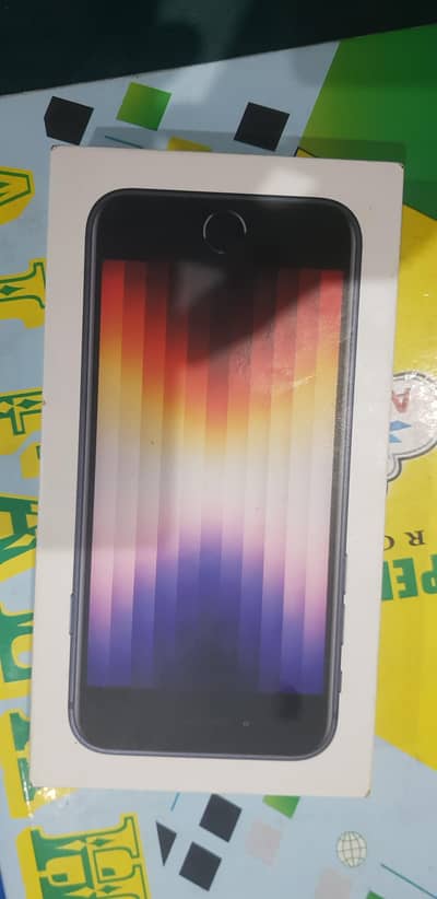 iPhone se 3 / 64 gb