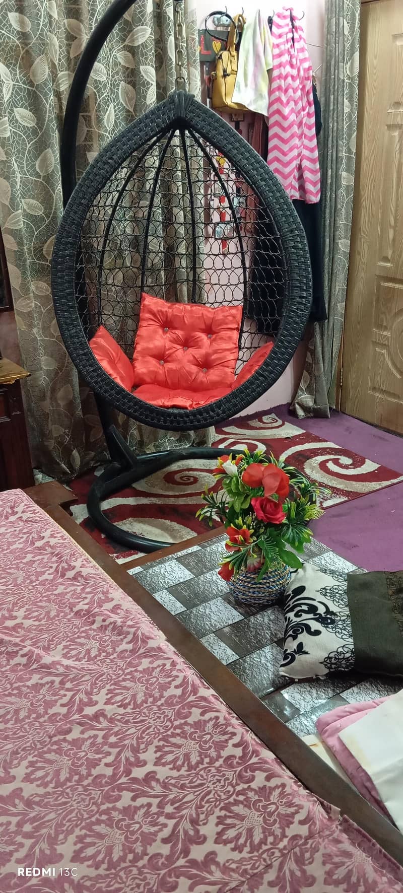 swing jhula 0