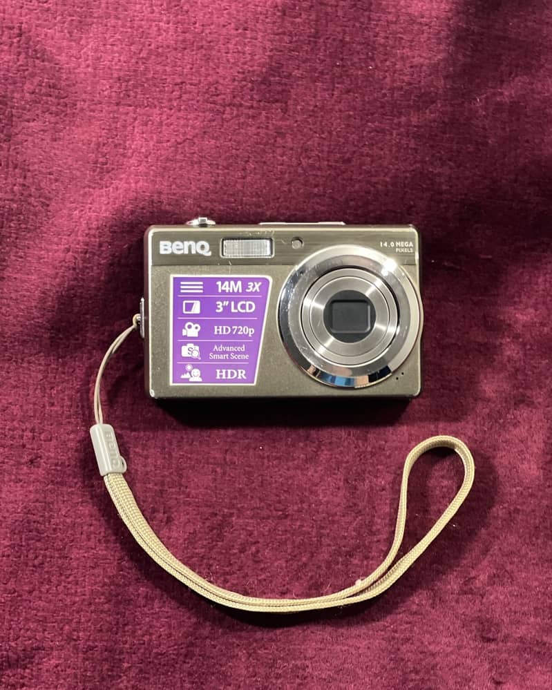 Benq E1420 Digital Camera 3