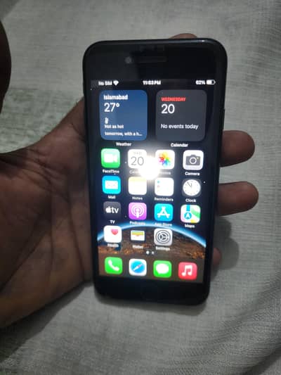 iphone se 2020 . . . . . . . 03074098780