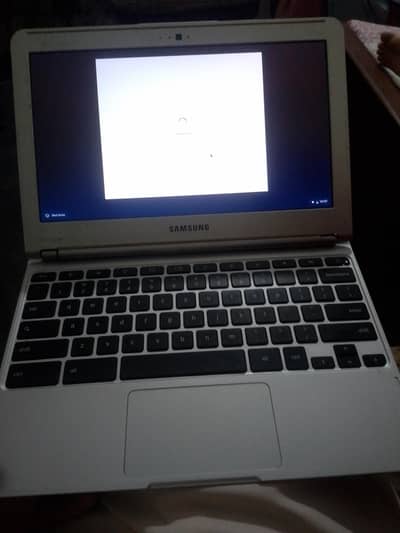 Laptop Samsung Chrome Book Lush Condition Awla Performance