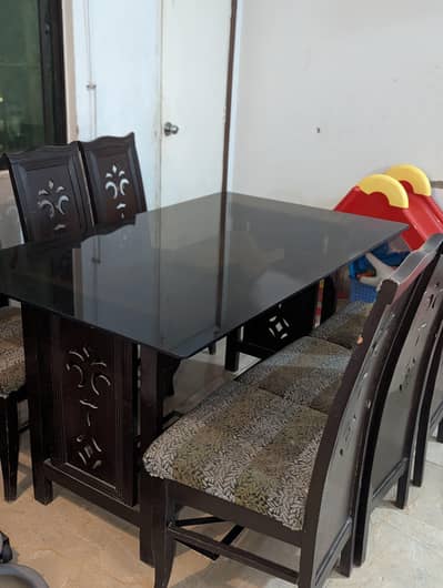 DINING TABLE WITH SIX CHAIRS