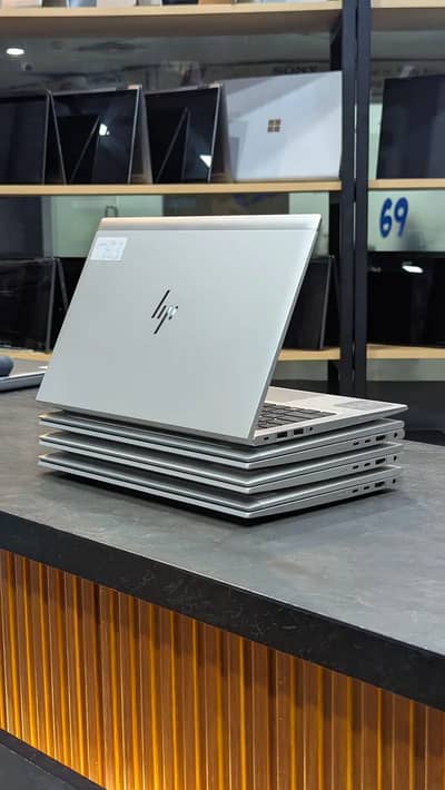 EliteBook 830 G8  Core i5 11th Gen 8GB RAM | 256GB SSD 13.3” FHD Displ