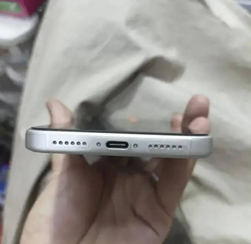 iphone 17 pro max 5