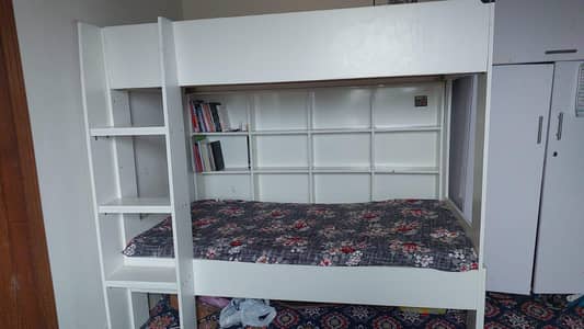 brand. new farmika bed use just 1 month new confition 10/10