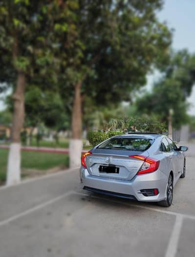 Honda Civic UG 2018 Red meter