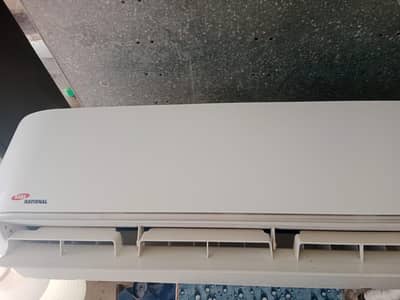 only 6 months use inverter AC 1.5