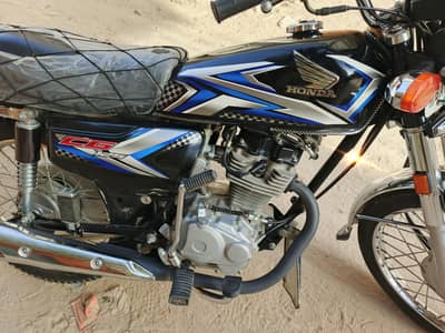 2025model125cg