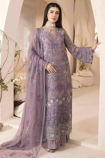 unstitched fabric