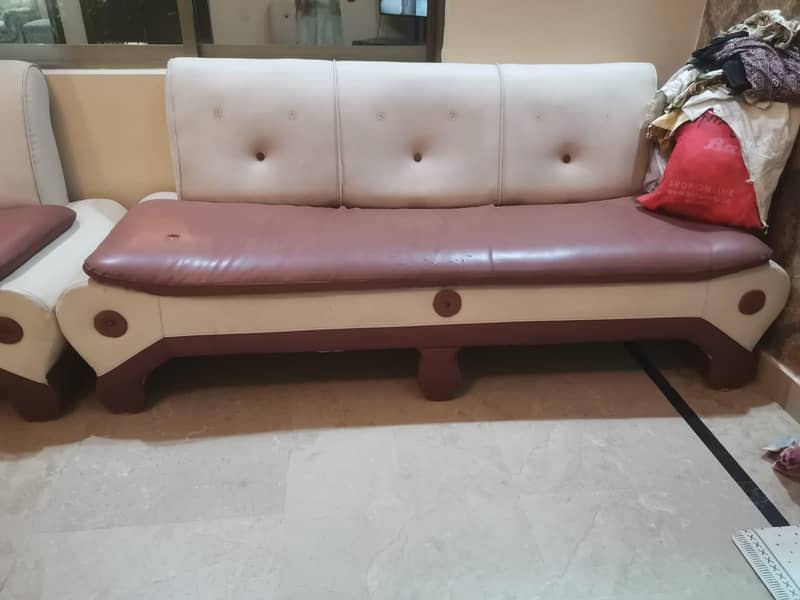7 seated sofa set 0