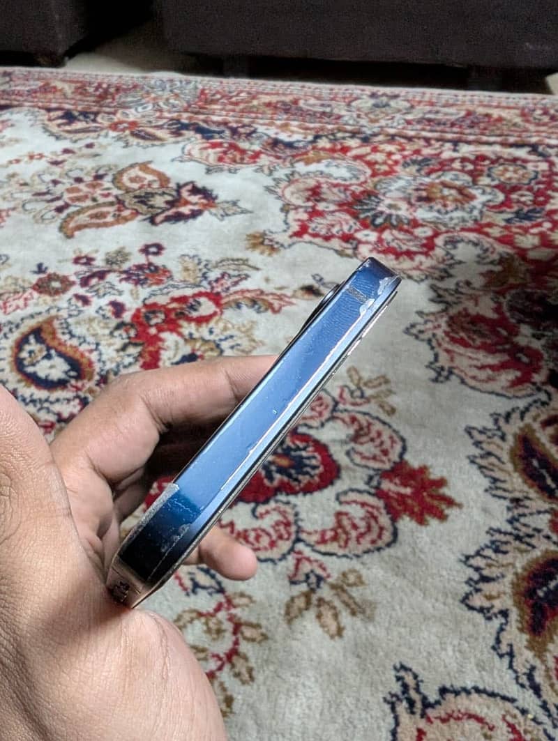 Iphone 12 3