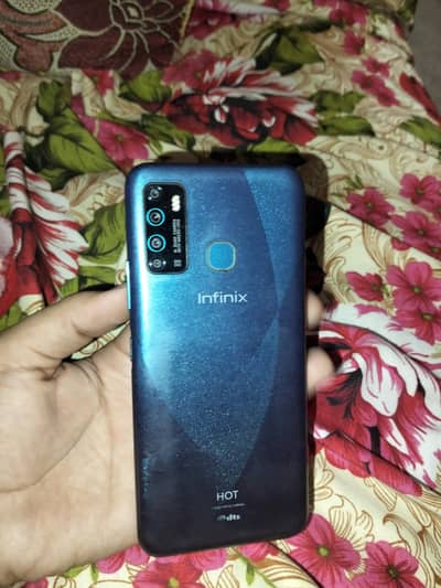 infinix hot 9 4 64 GB  0317401493/7