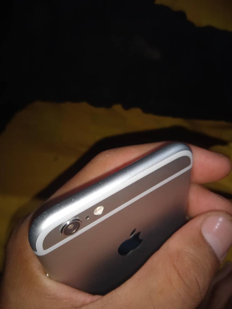 iPhone 6s 4