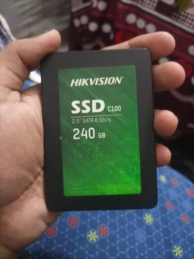 240GB SSD Hikvision