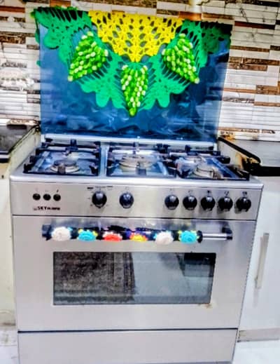 SKY Flame 5 Burner Cooking Range with Oven and Grill- Perfect Working
