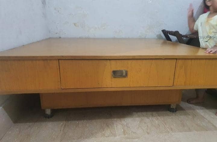 Center Sofa Table 1