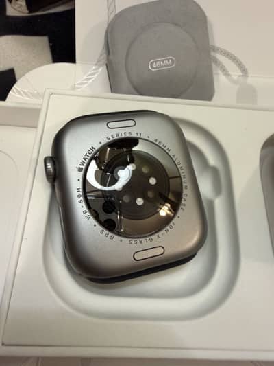 Apple Watch Series 11 - 46mm - Space Grey