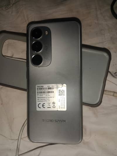 Tecno spark 40 pro