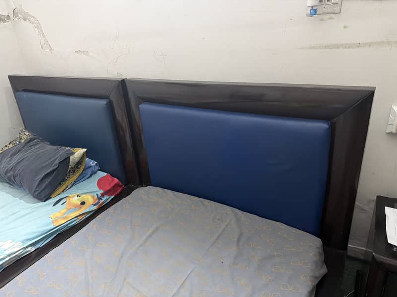 Single bed 2 pair 0