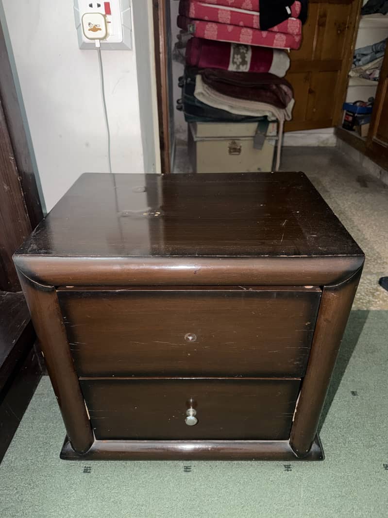 Single bed 2 pair 1