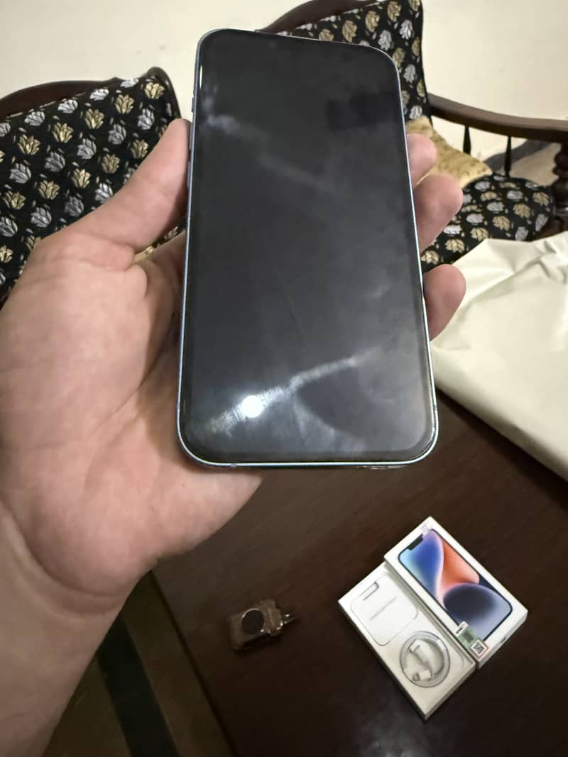 Apple iPhone 14 2