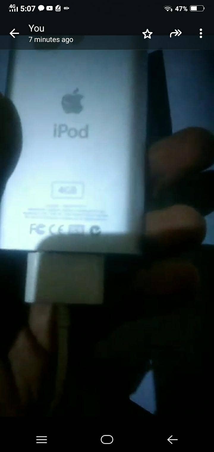 iPod 4 GB 1