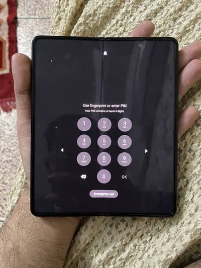 Samsung Z Fold 3