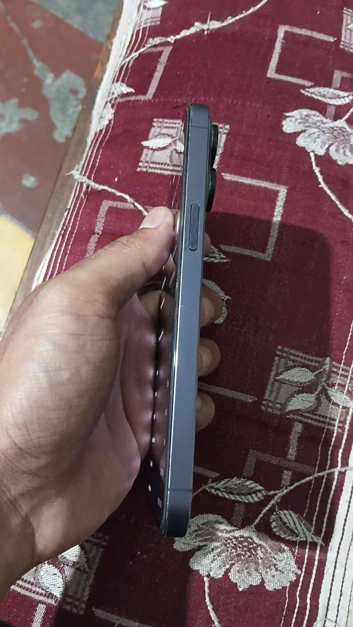 Iphone 14 pro max 3