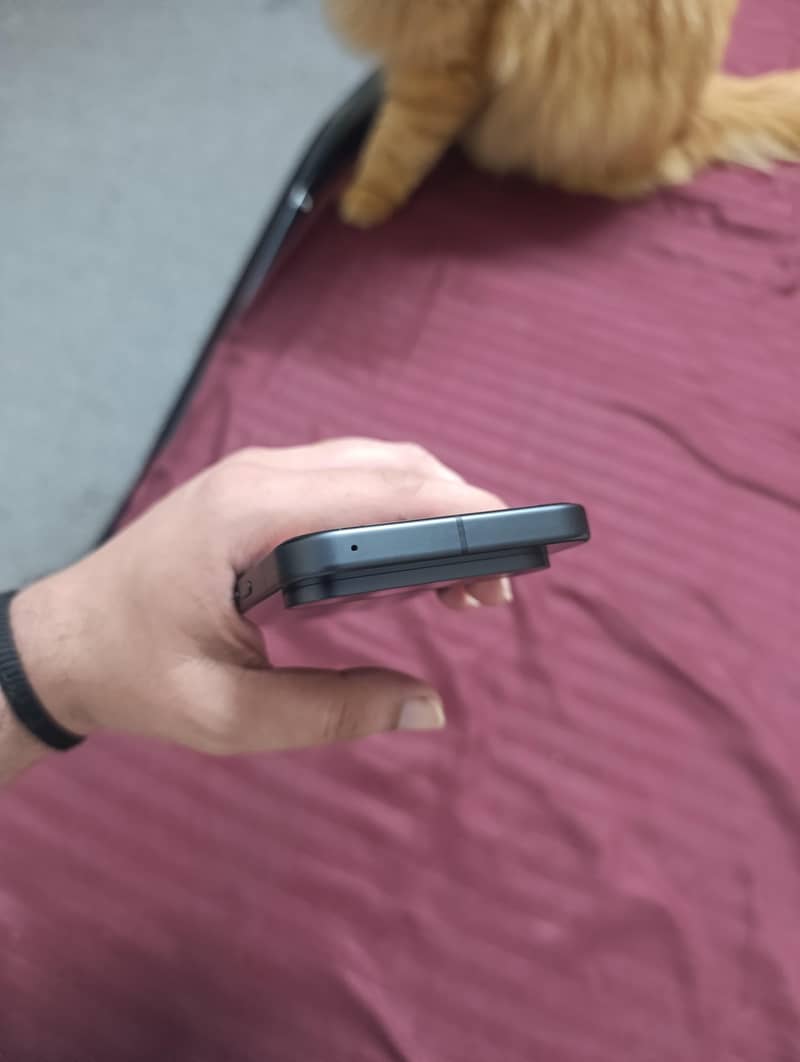 Google Pixel 9 10/10 3